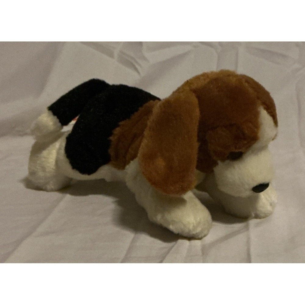 2015 Aurora Laying Down Beagle Dog Puppy Plush, 8"